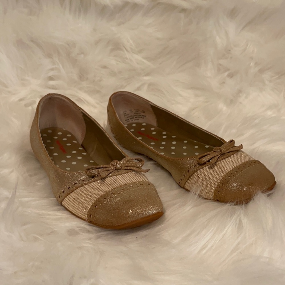 Women’s Flats